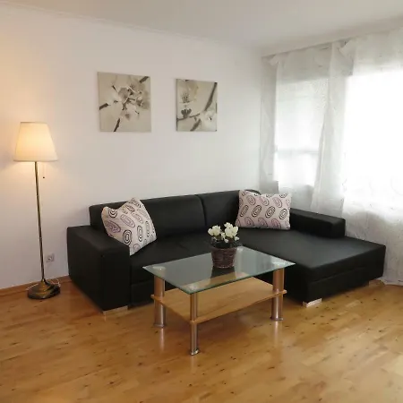 Hbf Apartment